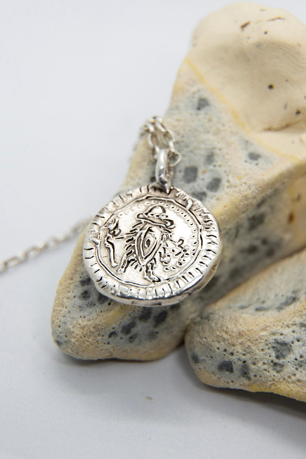 Wandering Vulva necklace